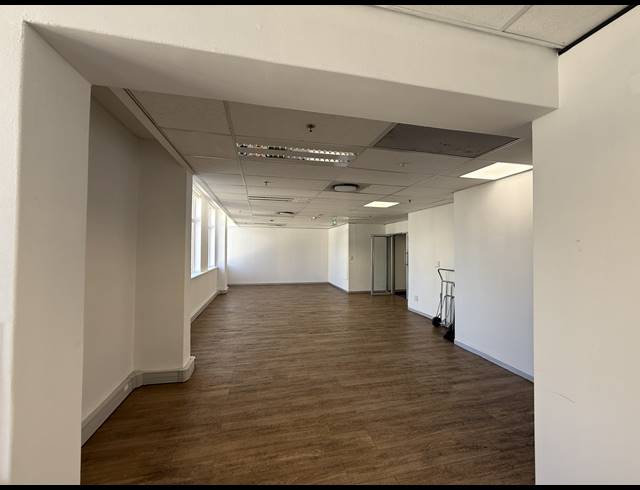 1,287M² OFFICE TO LET IN CAPE TOWN CITY CENTRE